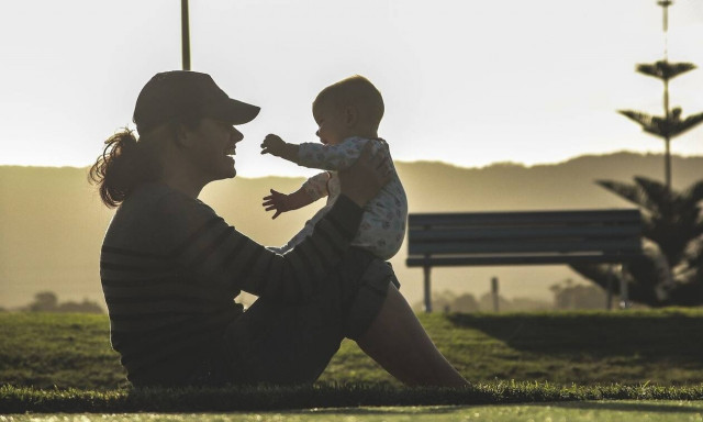 ΟΠΕΚΑ - Επίδομα παιδιού Α21: «Βροχή» οι αιτήσεις - Οι ημερομηνίες πληρωμής - Ποσά και δικαιούχοι