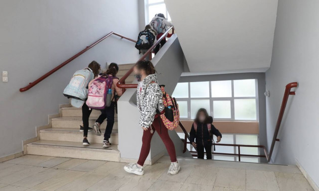 Ανοίγουν τα σχολεία στις 12 Απριλίου