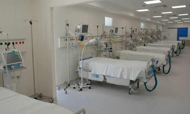 Covid-19 patient faces manslaughter charges for unplugging his roommate's ventilator