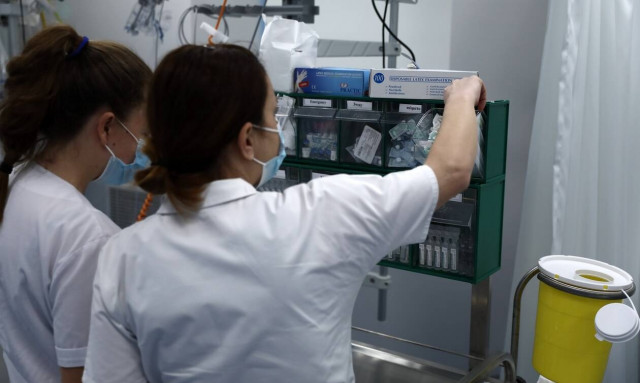 Έγκλημα στον Ερυθρό Σταυρό: 58χρονος με κορονοϊό αποσύνδεσε τον αναπνευστήρα από τον 76χρονο