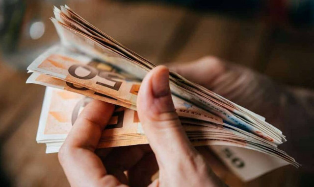 «Βροχή» πληρωμών μέσα στον Απρίλιο – Δείτε αναλυτικά