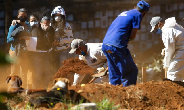 Κορονοϊός – Βραζιλία: 3.693 νέοι θάνατοι και επιπλέον 93.317 κρούσματα σε 24 ώρες