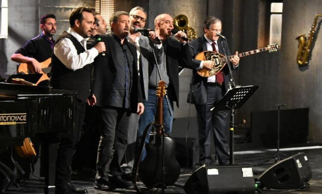 Στην υγεία μας ρε παιδιά: Αφιέρωμα στον Κώστα Μακεδόνα