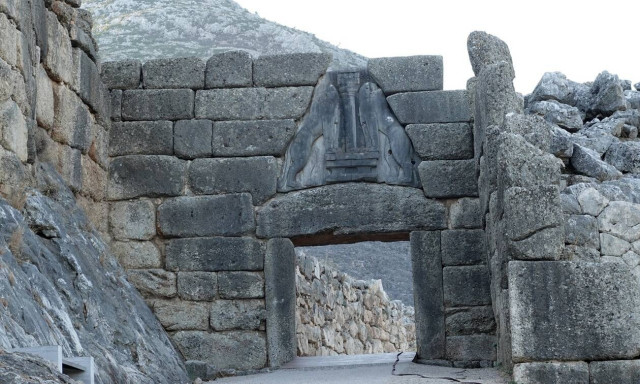 Γραμμική Β: Η «αινιγματική» γραφή των Μυκηναίων -  Πώς θα γράψετε σε αυτήν το όνομά σας