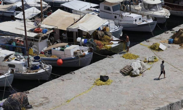 Απαλλάσσονται από το τέλος επιτηδεύματος επαγγελματίες αγρότες και αλιείς
