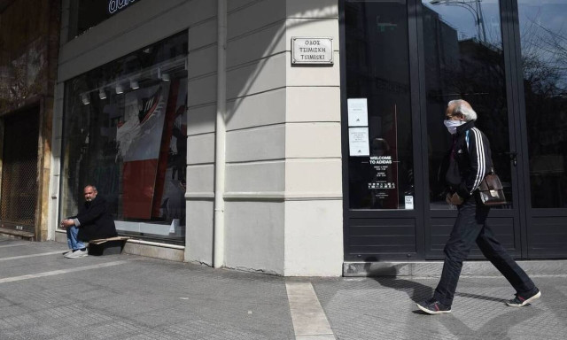 Stores in Thessaloniki to reopen only for pick up of online orders