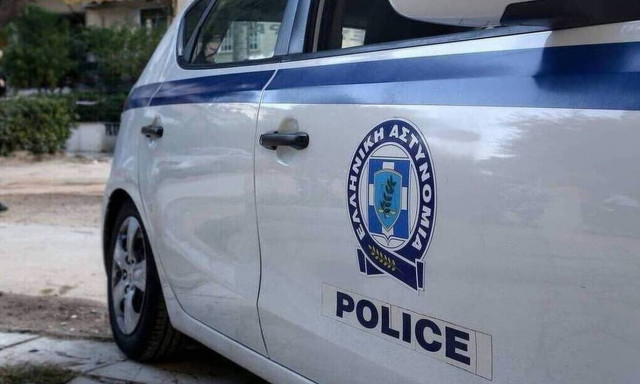 Θεσσαλονίκη: Έκρυβε τους μετανάστες στο πορτ μπαγκάζ – Επεισοδιακή σύλληψη