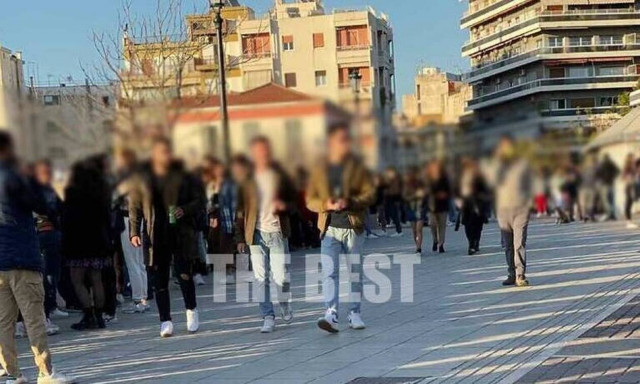 Lockdown - Πάτρα: «Ξεχύθηκαν» στους δρόμους οι Πατρινοί