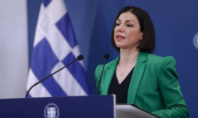 Απάντηση Πελώνη στον ΣΥΡΙΖΑ: Παραμένετε φωνή της μιζέριας - Ρωτήστε τον κ. Φίλη για τον εμβολιασμό