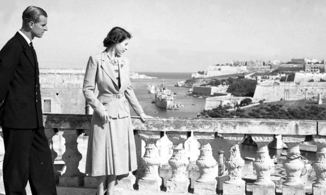 Ντοκουμέντο: Πώς είναι το μέρος που γεννήθηκε ο Πρίγκιπας Φίλιππος και το πιστοποιητικό στα ελληνικά