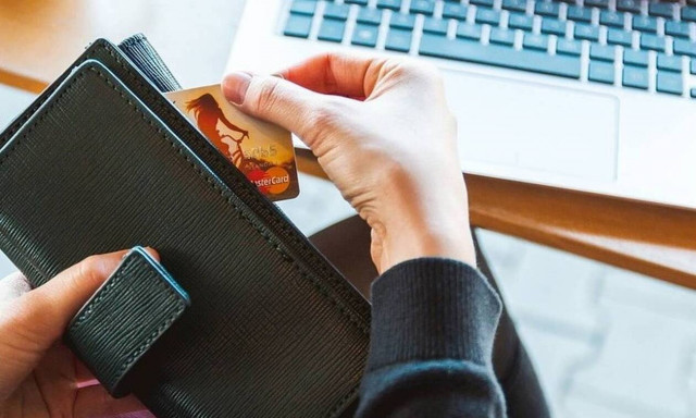 ΟΠΕΚΑ: Νωρίτερα θα πληρωθούν τα επιδόματα λόγω Πάσχα οι δικαιούχοι