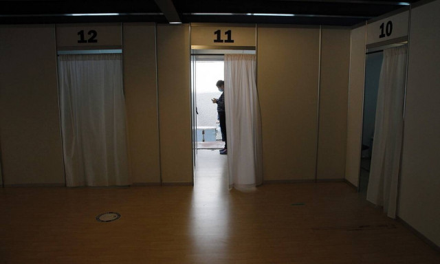 Κύπρος: Ανοίγει (13/4) η Πύλη Εμβολιασμού για τα άτομα 55-56 - Παρασκευή οι ηλικίες 53-54 ετών