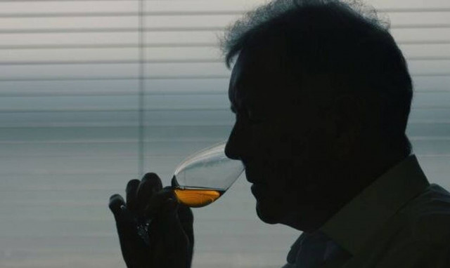 Αστρονομικό ποτό: Όλος ο πλανήτης θέλει να πιει από αυτό το μπουκάλι ουίσκι!