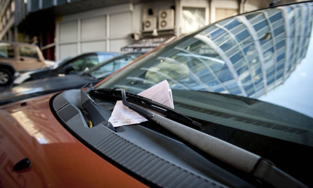 Επανήλθε το σύστημα της ελεγχόμενης στάθμευσης - Το ωράριο και πόσο κοστίζει