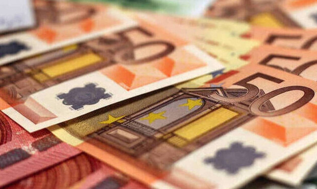 Συντάξεις: Αυξήσεις έως και 150 ευρώ το μήνα και αναδρομικά άνω των 3.000 ευρώ - Δικαιούχοι