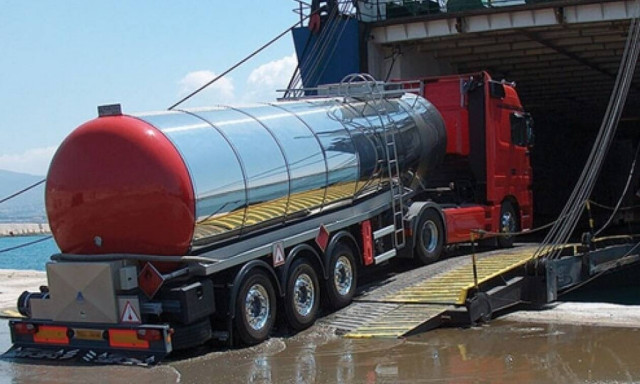 Επανεκκίνηση του Μεταφορικού Ισοδύναμου και επέκταση σε 8 νησιά ζητά η ΠΟΠΕΚ