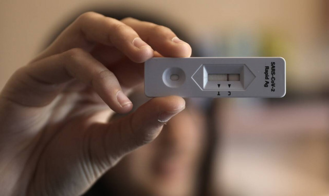 Self test: 9 στα 10 που είχαν δηλωθεί θετικά επιβεβαιώνονται από τα rapid test