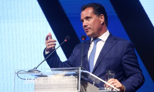 Pandemic showing signs of de-escalating, Georgiadis says