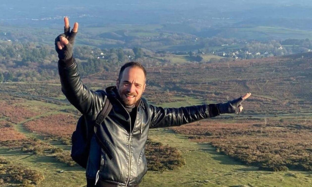 Στάθης Άνθης: Ώρες αγωνίας - Ανήκει σε αυτόν το πτώμα που βρέθηκε στην Αγγλία;