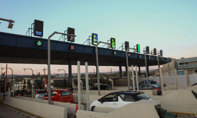 Μετακίνηση εκτός νομού: Πότε και πώς θα δοθεί το «πράσινο» φως - Το «όπλο» των self test