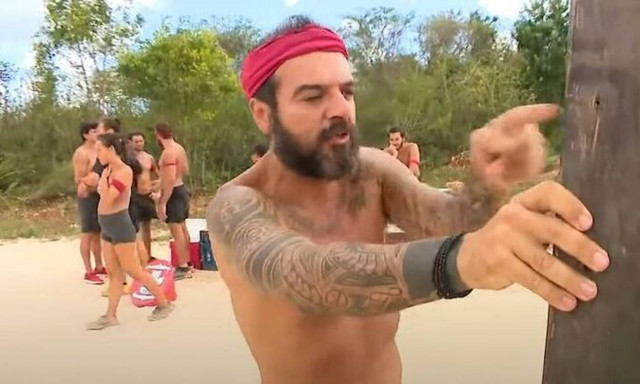 Τριαντάφυλλος Survivor