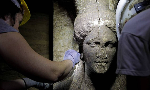 Ρεπορτάζ Newsbomb.gr: Για πόσο ακόμα θα μένει κρυφός από το κοινό ο τάφος της Αμφίπολης;