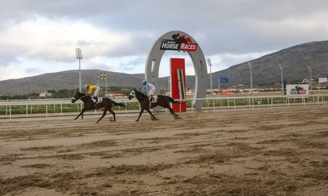 Το ιπποδρομιακό στοίχημα επέστρεψε στα καταστήματα ΟΠΑΠ