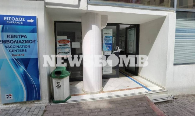 Κλοπή εμβολίου στην Αγία Παρασκευή: «Είμαι το εξιλαστήριο θύμα» επιμένει ο ντελιβεράς