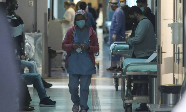 Κορονοϊός - Θεσσαλονίκη: Οικογενειακή τραγωδία - Πατέρας και γιος πέθαναν μαζί