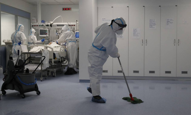 Κορονοϊός - Δραματική προειδοποίηση Παυλάκη: Εβδομάδα Παθών διαρκείας μέχρι το Πάσχα