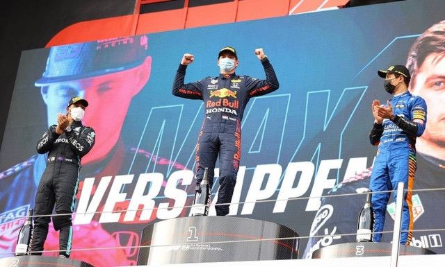 Formula 1: Πρώτη νίκη μέσα στον... χαμό για τον Φερστάπεν - Τα highlights του επεισοδιακού GP (vids)