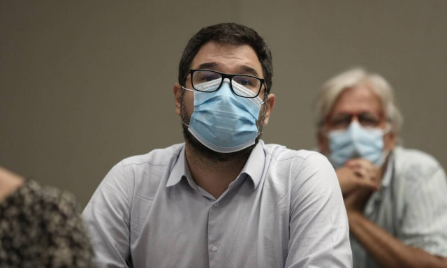 Ηλιόπουλος: Με την κατάργηση του 8ωρου η ΝΔ επιβραβεύει τους εργοδότες που παραβιάζουν τον νόμο