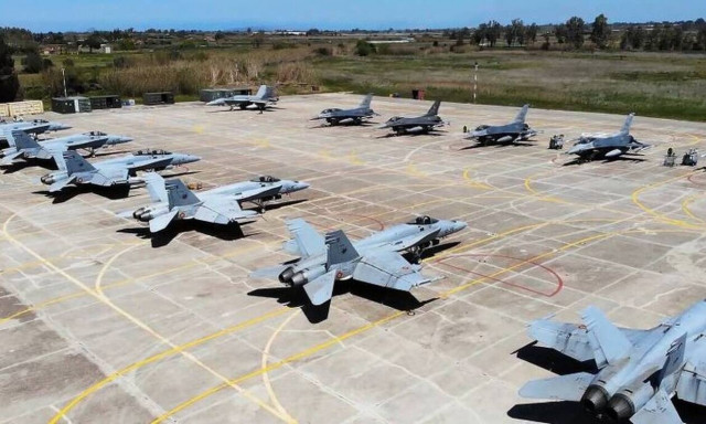 «ΗΝΙΟΧΟΣ 2021»: Δέος! Το εντυπωσιακό «elephant walk» από δεκάδες μαχητικά -Μήνυμα ισχύος στην Άγκυρα