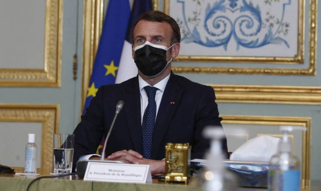 Μακρόν: Οι διεθνείς δυνάμεις θα πρέπει να χαράξουν «σαφείς κόκκινες γραμμές» με την Μόσχα