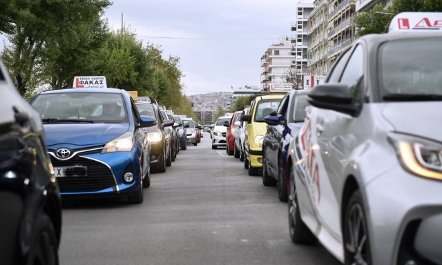Κορονοϊός: Ανοίγουν οι σχολές οδηγών - Οι οδηγίες σχετικά με την τήρηση των υγειονομικών μέτρων