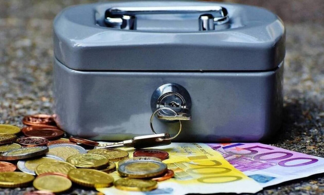 Συντάξεις Μαΐου: Αντίστροφη μέτρηση για τις πληρωμές - Αναλυτικά οι ημερομηνίες ανά Ταμείο