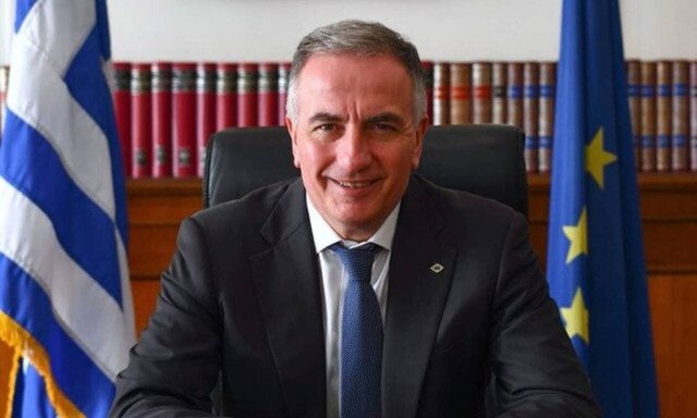 Τρέχουν πιο γρήγορα με πρωτοβουλίες Καλαφάτη οι διαδικασίες για μικρές και πολύ μικρές επιχειρήσεις