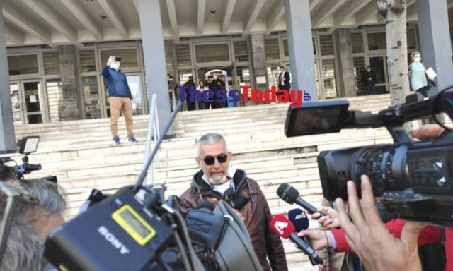 Θεσσαλονίκη: Δίωξη στον πατέρα του μαθητή που αρνήθηκε το self test - «Παιδιά όλα καλά, κερδίσαμε»