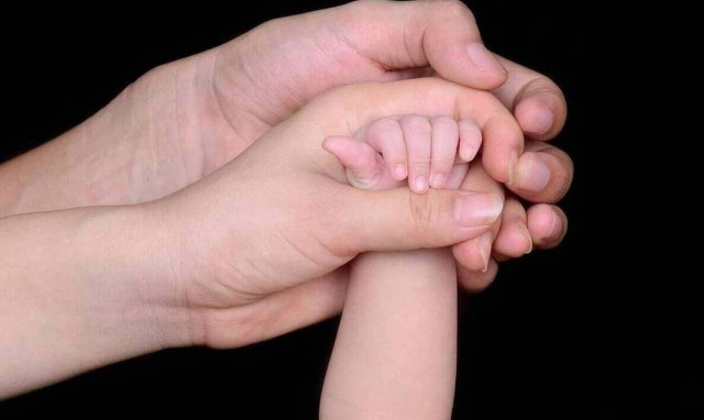 ΟΠΕΚΑ - Επίδομα παιδιού Α21: Περισσότεροι δικαιούχοι - Προσοχή! Ποιοι θα επιστρέψουν χρήματα