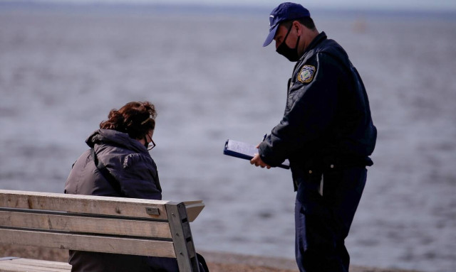 Απαγόρευση κυκλοφορίας - Πάσχα 2021: Τι αλλάζει την Μεγάλη Εβδομάδα - Τραπέζι έως 12 άτομα