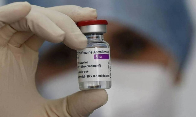 Εμβολιασμοί: Από Μεγάλη Τρίτη ανοίγει η πλατφόρμα για τις ηλικίες 30 με 39