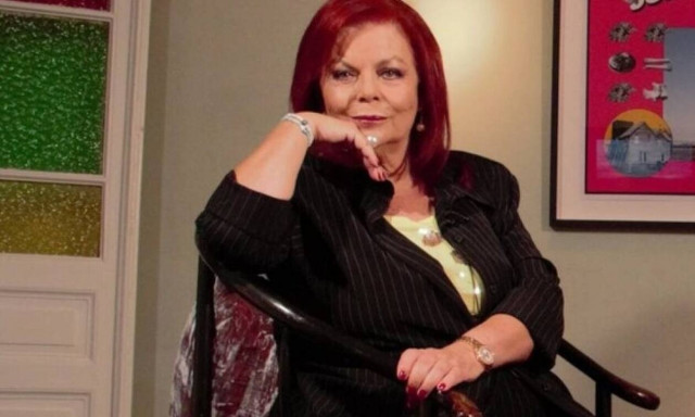 Νόρα Κατσέλη: Σε σοβαρή κατάσταση μετά από επέμβαση για εγκεφαλική αιμορραγία