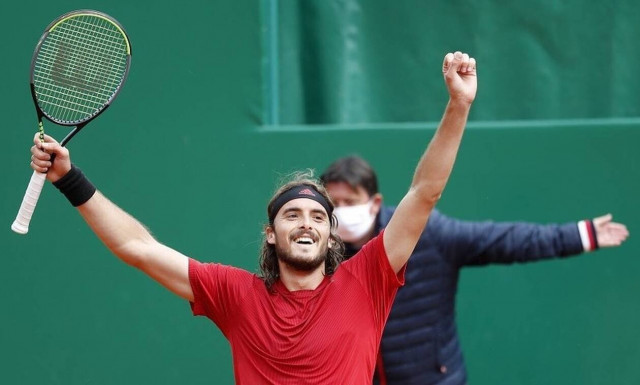 Στέφανος Τσιτσιπάς: «Σαρωτικός» στη Βαρκελώνη – Με... φόρα από το Μόντε Κάρλο (video)