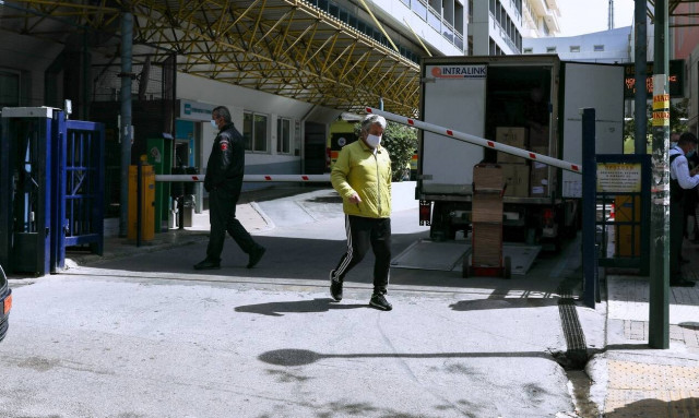 Τραγωδία είναι να «χάνεις» τον άνθρωπο σου, όχι να μην πας στο χωριό το Πάσχα…