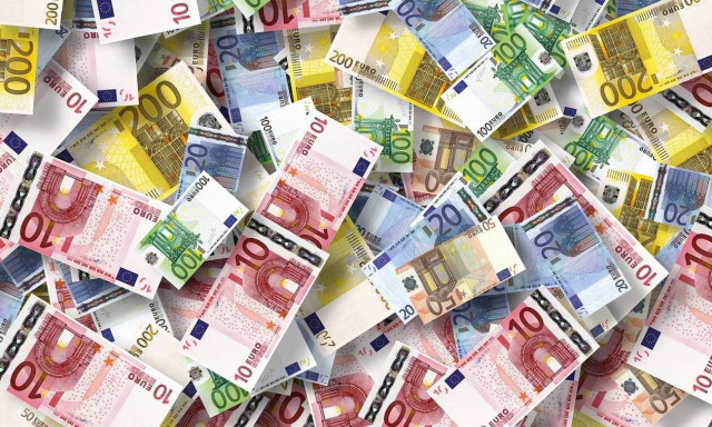 Απίστευτη απάτη με λεία «μαμούθ»: Της πήραν πάνω από 26 εκατ. ευρώ!