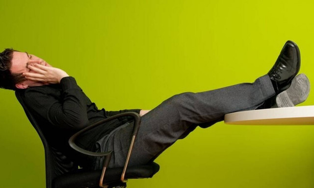 Αυτές είναι δουλειές: 15 χρόνια πληρωνόταν χωρίς να πηγαίνει στην εργασία του