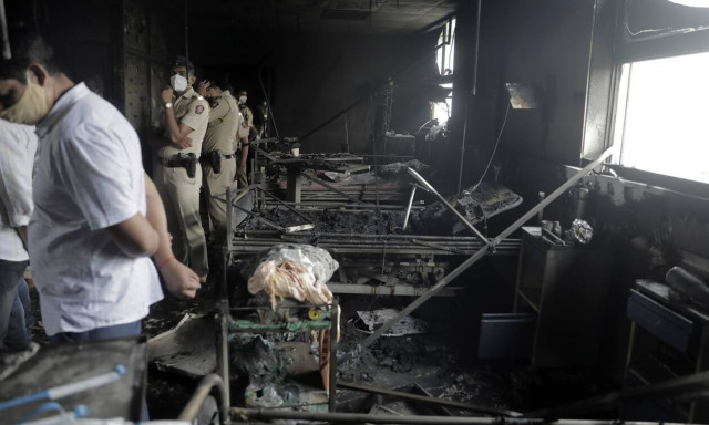 Νέα τραγωδία στην Ινδία: 13 νεκροί από φωτιά σε νοσοκομείο για ασθενείς Covid εν μέσω χάους στη χώρα