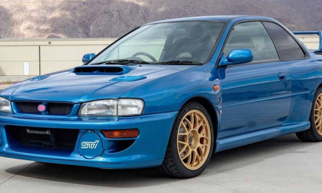 Δεν θα πιστεύετε πόσο πωλήθηκε ένα σπάνιο Subaru Impreza 22B STi