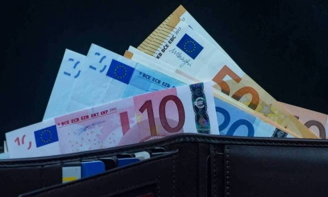 Συντάξεις Μαΐου: Ποιοι δικαιούχοι πληρώνονται τη Μ. Εβδομάδα - Οι ημερομηνίες για όλα τα Ταμεία