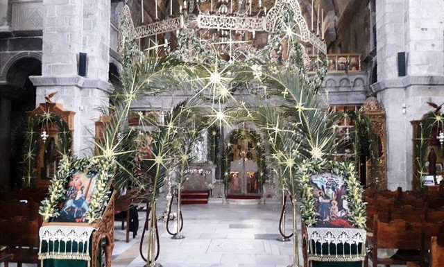 Πάρος: Λαμπρός στολισμός του Ι.Ν. Παναγίας Εκατονταπυλιανής για την Κυριακή των Βαΐων